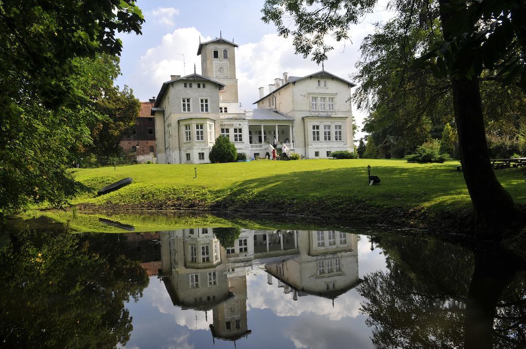Agroturystyka "Palac W Janowie" ภายนอก รูปภาพ